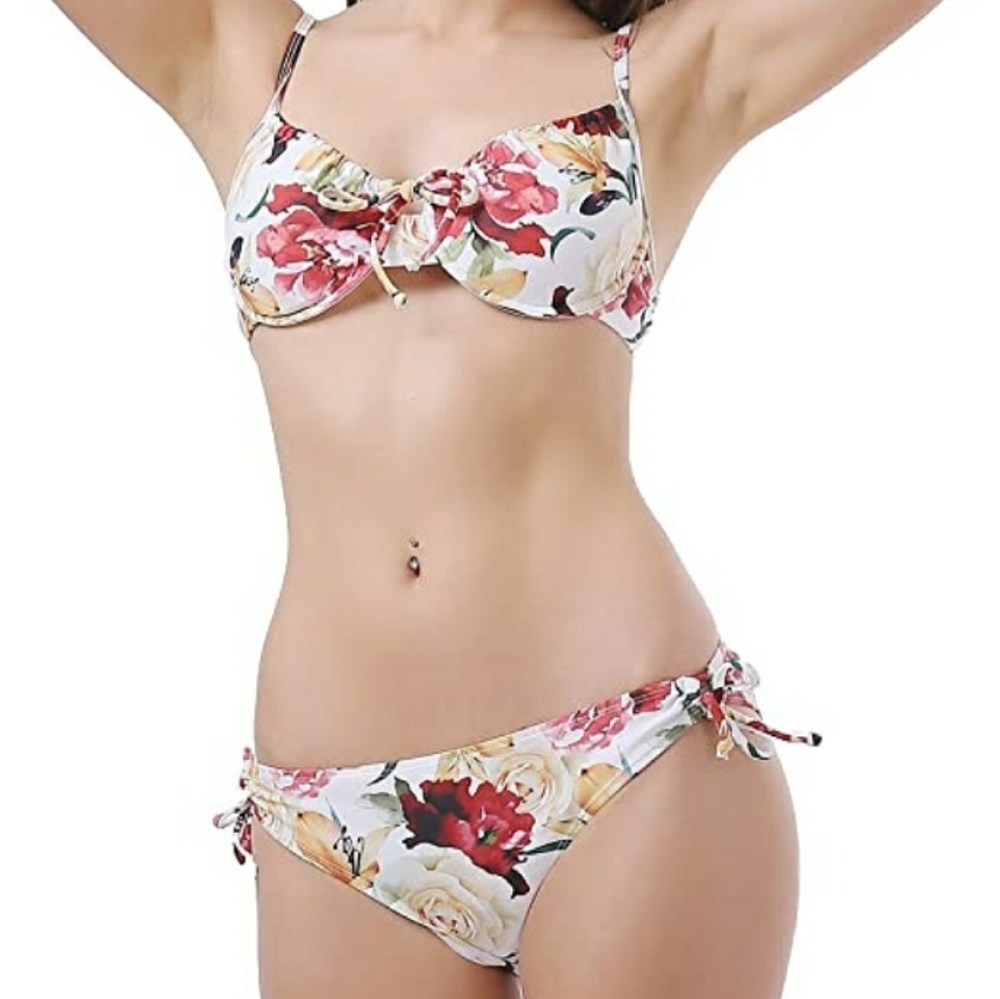 La vaste mer Floral Bikini Swimwear Set